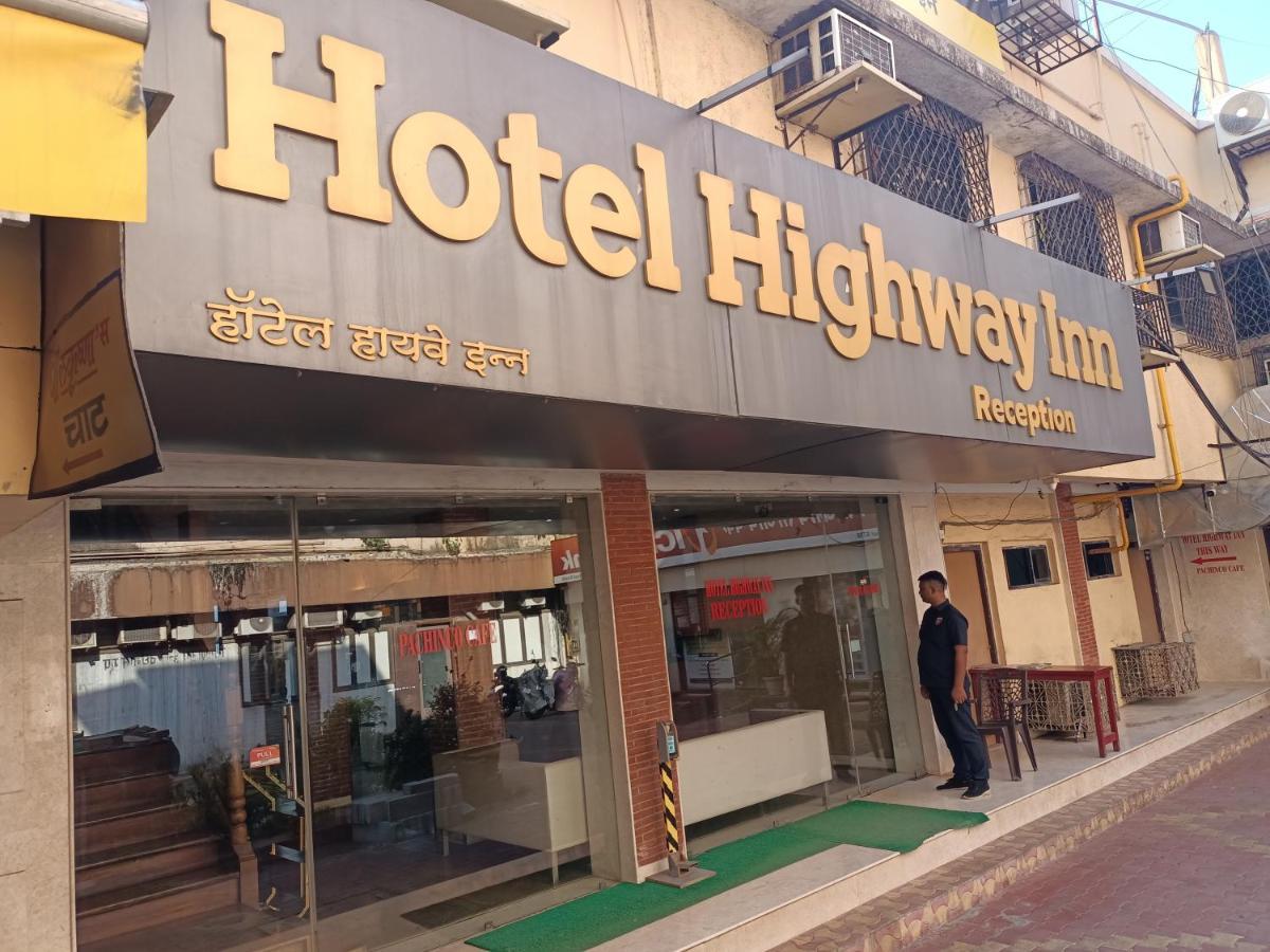 Hotel Highway Inn Andheri East Mumbai  Buitenkant foto