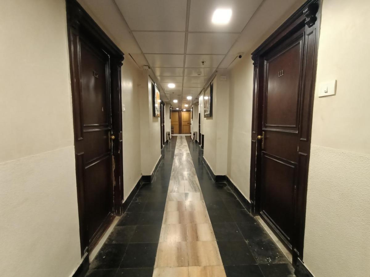 Hotel Highway Inn Andheri East Mumbai  Buitenkant foto